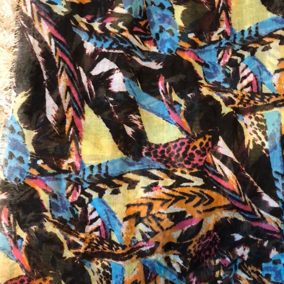 Multi-color infinity scarf - beautiful! - Picture 5 of 6